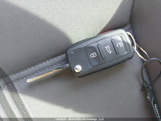 3VWDB7AJ1HM254835 Volkswagen Jetta Wolfsburg Edition