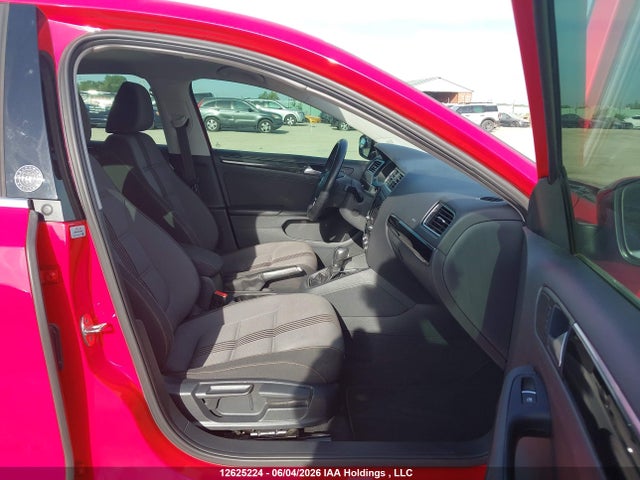 3VWDB7AJ1HM254835 Volkswagen Jetta Wolfsburg Edition