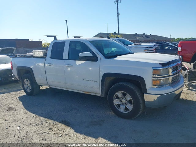 12625230 :رقم المزاد ، 1GCRCREH7FZ364888 vin ، 2015 Chevrolet Silverado 1500 1lt مزاد بيع
