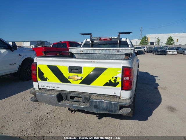 12625230 :رقم المزاد ، 1GCRCREH7FZ364888 vin ، 2015 Chevrolet Silverado 1500 1lt مزاد بيع