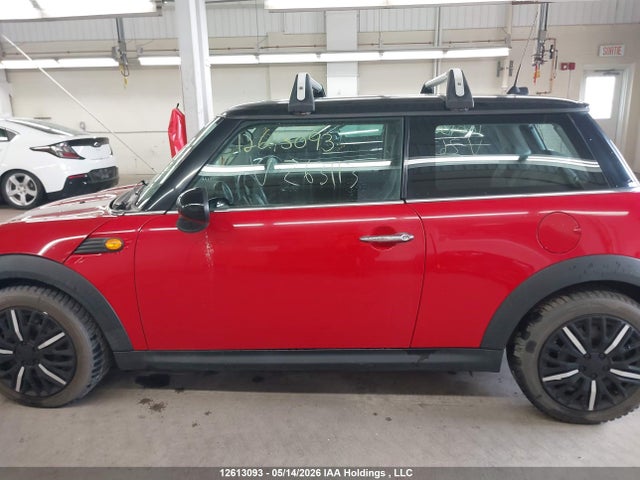 12613093 :رقم المزاد ، WMWMF3C57ATZ63113 vin ، 2010 Mini Cooper Classic مزاد بيع