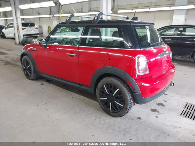 12613093 :رقم المزاد ، WMWMF3C57ATZ63113 vin ، 2010 Mini Cooper Classic مزاد بيع