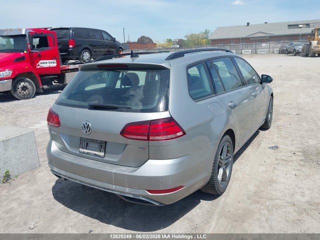 Auction sale of the 2018 Volkswagen Golf Sportwagen S/se, vin: 3VWD17AU2JM761729, lot number: 12625249