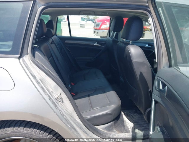 Auction sale of the 2018 Volkswagen Golf Sportwagen S/se, vin: 3VWD17AU2JM761729, lot number: 12625249