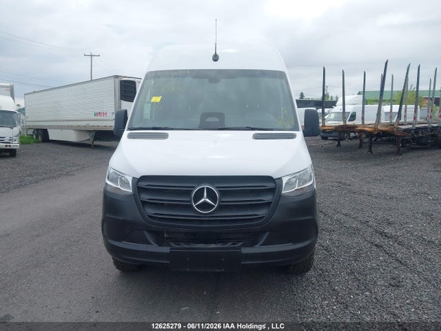 W1Y4KCHY3SP787815 Mercedes-Benz Sprinter 2500 High Roof 4-cyl Diesel