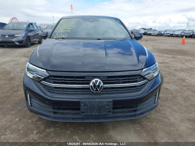 2022 Volkswagen Jetta Comfortline მანქანა იყიდება აუქციონზე, vin: 3VWSM7BU9NM015524, აუქციონის ნომერი: 12625291