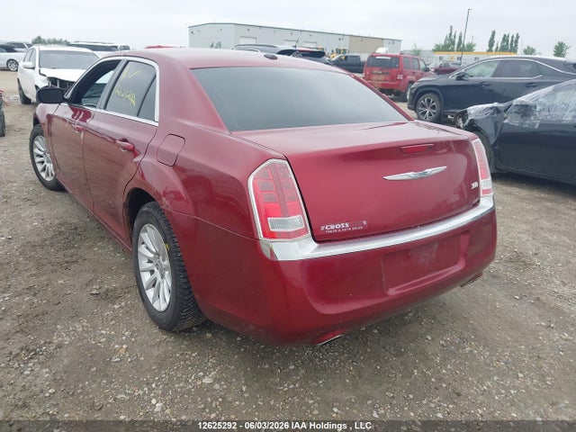 Chrysler 300 2014 2C3CCAAG8EH107133 Image 3