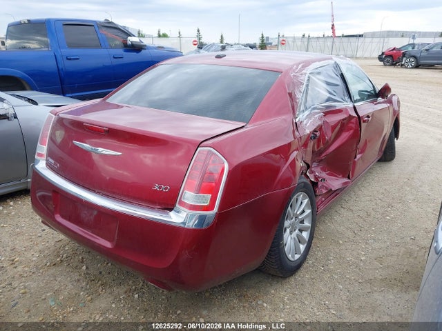 Chrysler 300 2014 2C3CCAAG8EH107133 Image 4