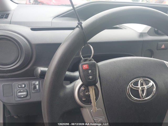 2012 Toyota Prius C Technology მანქანა იყიდება აუქციონზე, vin: JTDKDTB3XC1013357, აუქციონის ნომერი: 12625295