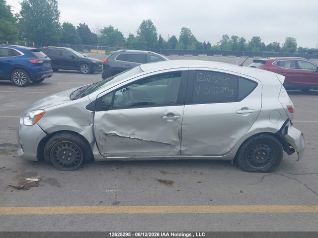2012 Toyota Prius C Technology მანქანა იყიდება აუქციონზე, vin: JTDKDTB3XC1013357, აუქციონის ნომერი: 12625295