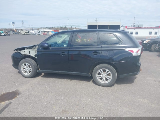 12611839 :رقم المزاد ، JA4JZ3AX4EZ602310 vin ، 2014 Mitsubishi Outlander Se مزاد بيع
