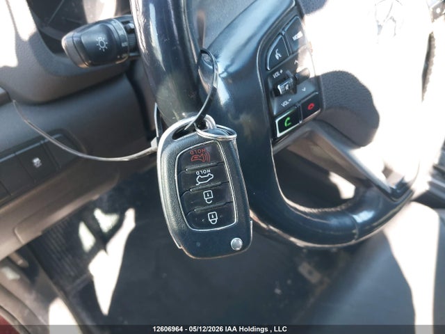 12606964 :رقم المزاد ، KM8J33A41HU477227 vin ، 2017 Hyundai Tucson Se مزاد بيع