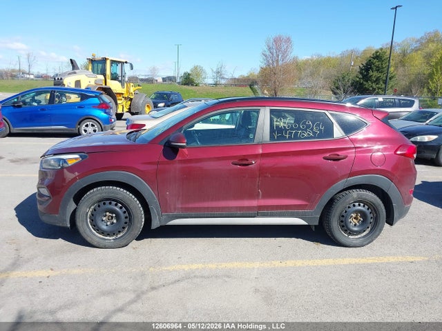 12606964 :رقم المزاد ، KM8J33A41HU477227 vin ، 2017 Hyundai Tucson Se مزاد بيع