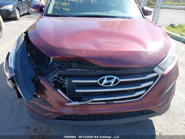12606964 :رقم المزاد ، KM8J33A41HU477227 vin ، 2017 Hyundai Tucson Se مزاد بيع