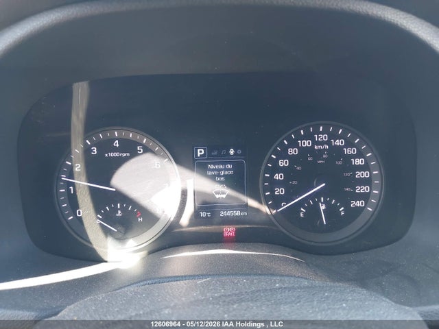 12606964 :رقم المزاد ، KM8J33A41HU477227 vin ، 2017 Hyundai Tucson Se مزاد بيع