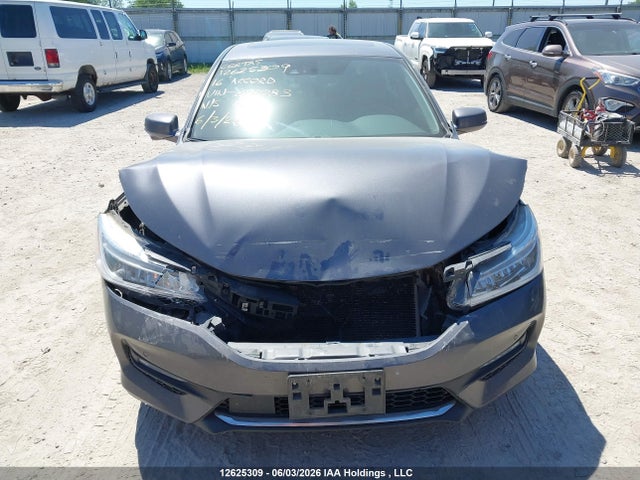 2016 Honda Accord Touring მანქანა იყიდება აუქციონზე, vin: 1HGCR3F91GA801083, აუქციონის ნომერი: 12625309