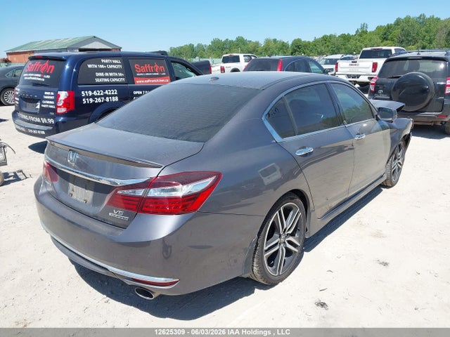 2016 Honda Accord Touring მანქანა იყიდება აუქციონზე, vin: 1HGCR3F91GA801083, აუქციონის ნომერი: 12625309