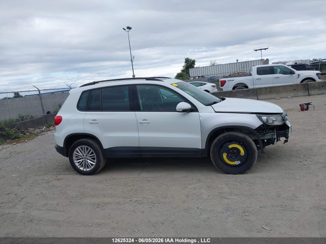 Aukcja sprzedaży 2015 Volkswagen Tiguan Comfortline/highline/special Edition/trendline, vin: WVGJV7AX9FW577735, numer aukcji: 12625324