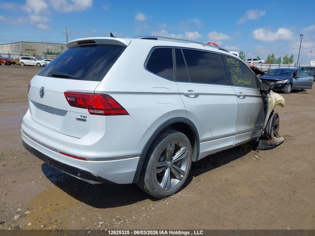 3VV4B7AX4JM137135 Volkswagen Tiguan Sel Premium