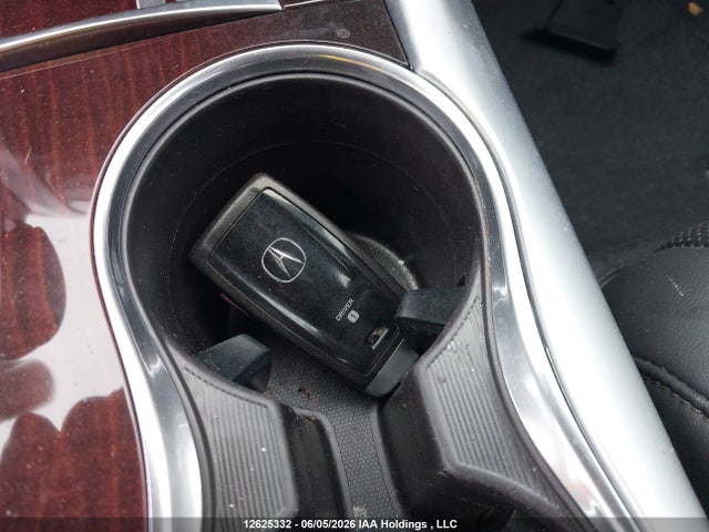 Auction sale of the 2016 Acura Tlx Tech, vin: 19UUB1F58GA800930, lot number: 12625332