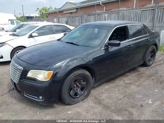 Chrysler 300 Touring 2014 2C3CCAAG3EH125863 Image 2