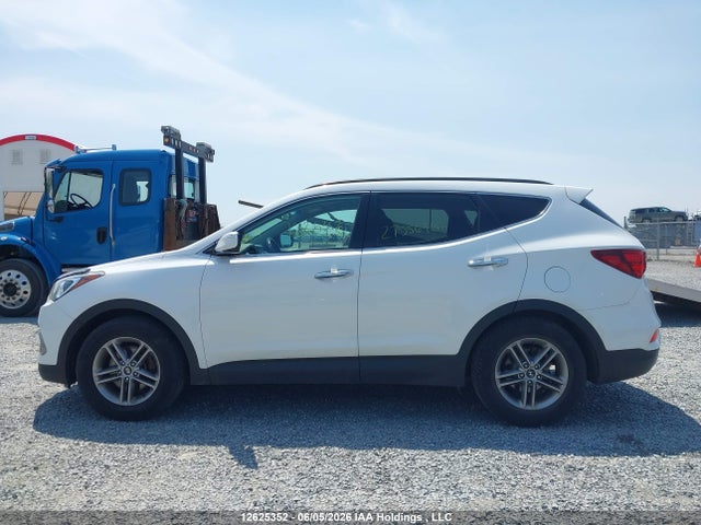 2017 Hyundai Santa Fe Sport 2.4 Premium მანქანა იყიდება აუქციონზე, vin: 5XYZU3LB7HG476469, აუქციონის ნომერი: 12625352
