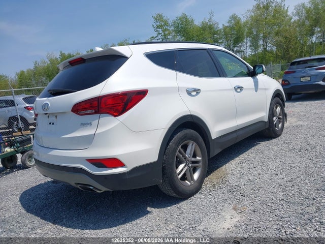 2017 Hyundai Santa Fe Sport 2.4 Premium მანქანა იყიდება აუქციონზე, vin: 5XYZU3LB7HG476469, აუქციონის ნომერი: 12625352
