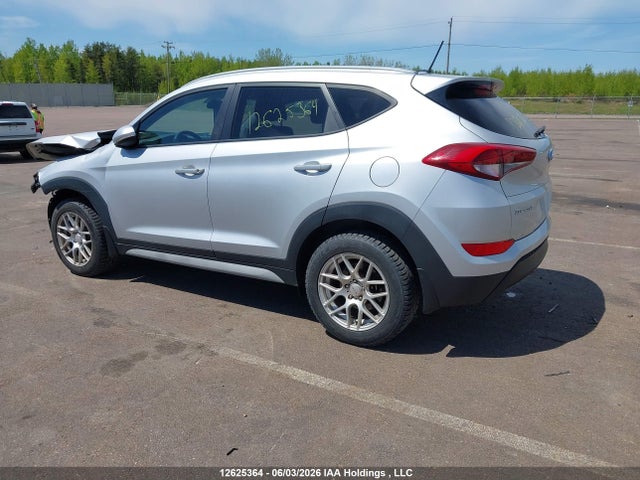 2017 Hyundai Tucson Limited/sport And Eco/se მანქანა იყიდება აუქციონზე, vin: KM8J33A4XHU440810, აუქციონის ნომერი: 12625364