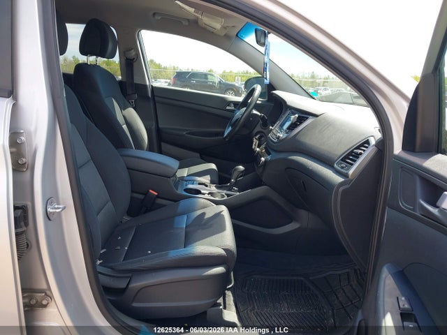 KM8J33A4XHU440810 Hyundai Tucson Limited/sport And Eco/se