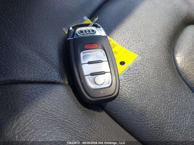 2013 Audi A4 2.0t მანქანა იყიდება აუქციონზე, vin: WAUBFCFL5DN004643, აუქციონის ნომერი: 12622872