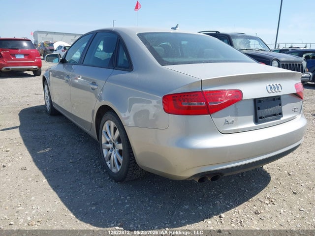 2013 Audi A4 2.0t მანქანა იყიდება აუქციონზე, vin: WAUBFCFL5DN004643, აუქციონის ნომერი: 12622872