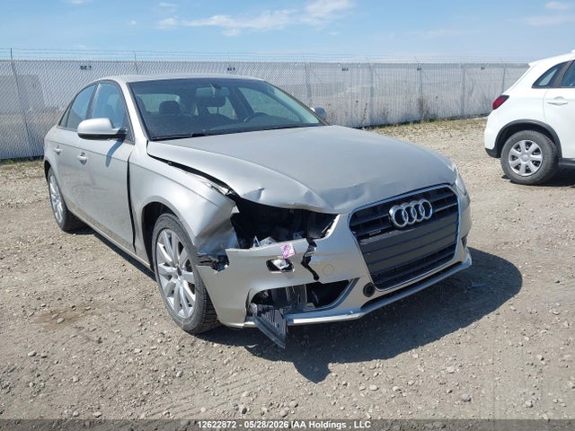 2013 Audi A4 2.0t მანქანა იყიდება აუქციონზე, vin: WAUBFCFL5DN004643, აუქციონის ნომერი: 12622872