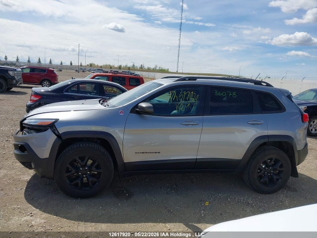 Продаж на аукціоні авто 2015 Jeep Cherokee Trailhawk, vin: 1C4PJMBS9FW724857, номер лоту: 12617920