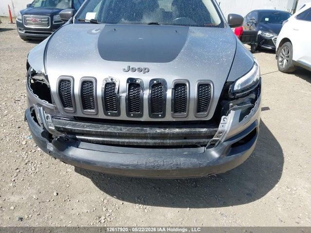 Продаж на аукціоні авто 2015 Jeep Cherokee Trailhawk, vin: 1C4PJMBS9FW724857, номер лоту: 12617920