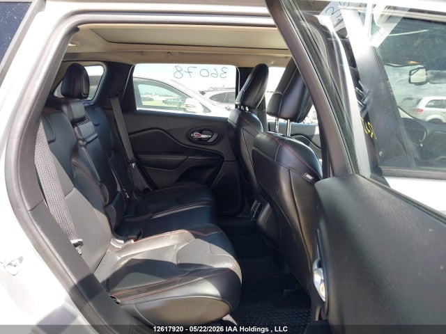 Продаж на аукціоні авто 2015 Jeep Cherokee Trailhawk, vin: 1C4PJMBS9FW724857, номер лоту: 12617920