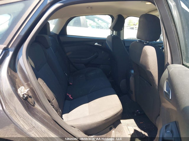 Ford FOCUS SE 2015 1FADP3K25FL265135 Image 8
