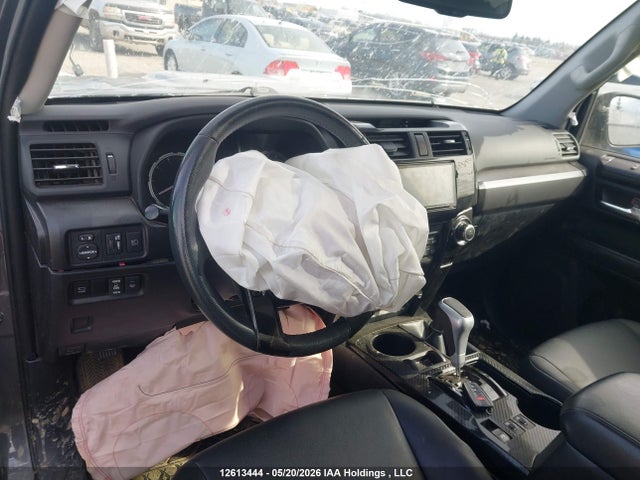 12613444 :رقم المزاد ، JTERU5JR8N6047783 vin ، 2022 Toyota 4runner مزاد بيع