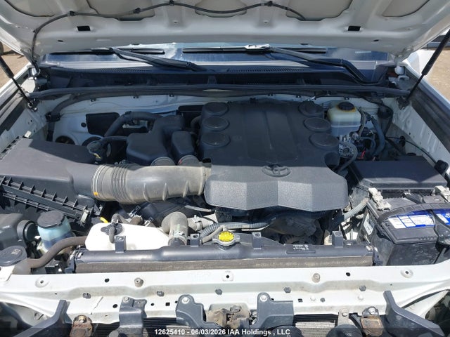 2014 Toyota 4runner Sr5 V6 მანქანა იყიდება აუქციონზე, vin: JTEBU5JR7E5191705, აუქციონის ნომერი: 12625410