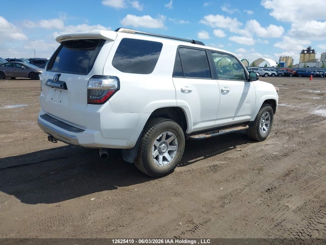 2014 Toyota 4runner Sr5 V6 მანქანა იყიდება აუქციონზე, vin: JTEBU5JR7E5191705, აუქციონის ნომერი: 12625410