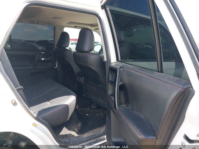2014 Toyota 4runner Sr5 V6 მანქანა იყიდება აუქციონზე, vin: JTEBU5JR7E5191705, აუქციონის ნომერი: 12625410