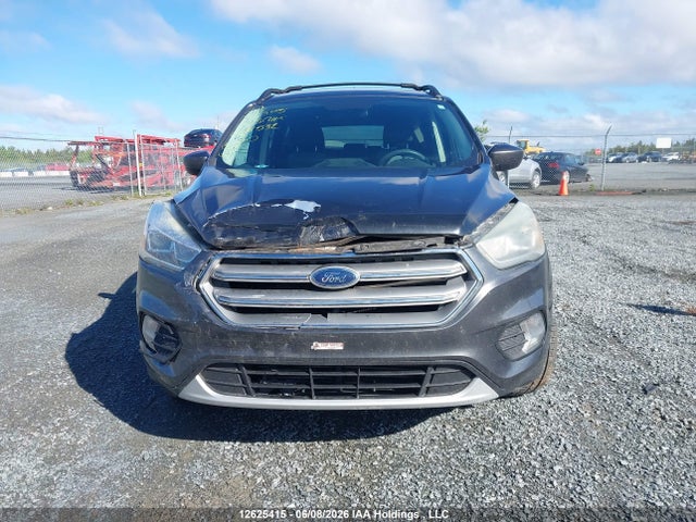 12625415 :رقم المزاد ، 1FMCU9G96HUD31532 vin ، 2017 Ford Escape Se مزاد بيع