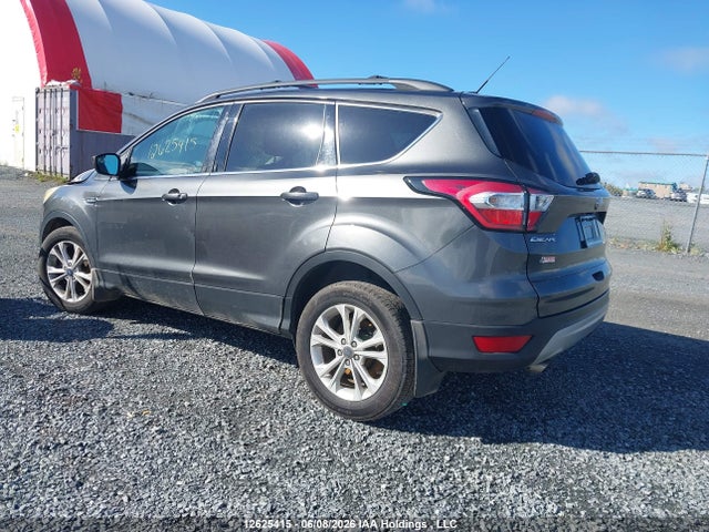 12625415 :رقم المزاد ، 1FMCU9G96HUD31532 vin ، 2017 Ford Escape Se مزاد بيع