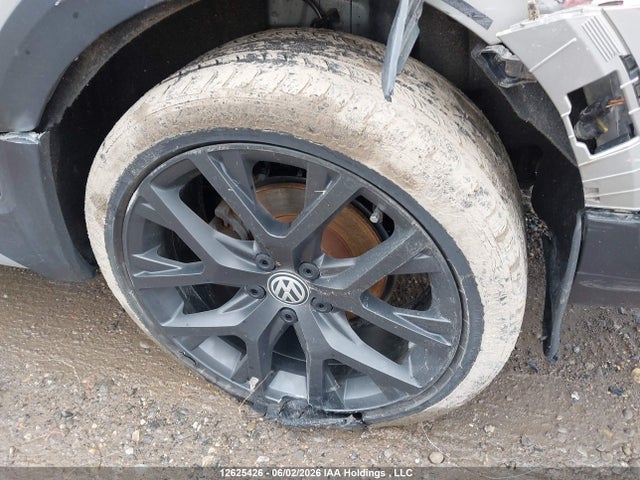 3VWM17AU8JM765459 Volkswagen Golf Alltrack S/se