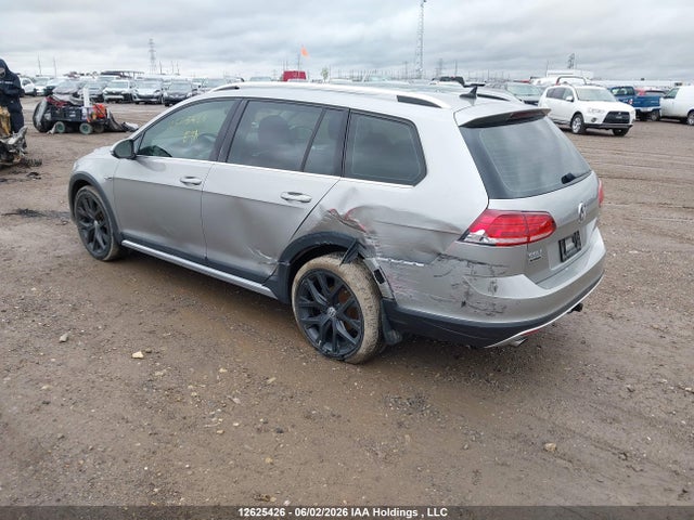 3VWM17AU8JM765459 Volkswagen Golf Alltrack S/se