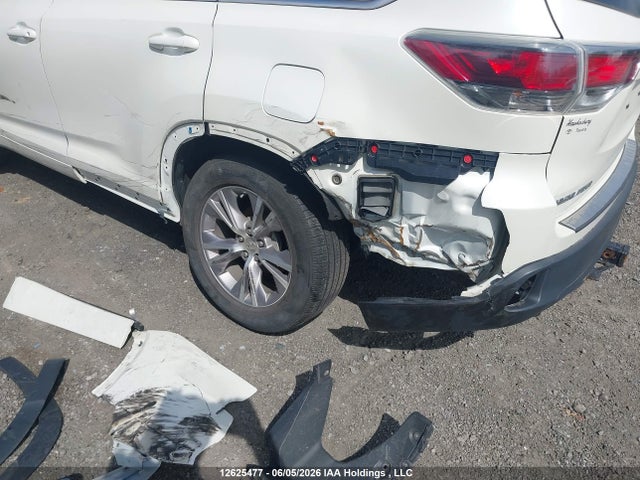 Продажа на аукционе авто 2015 Toyota Highlander Le/le Plus, vin: 5TDBKRFH7FS202845, номер лота: 12625477