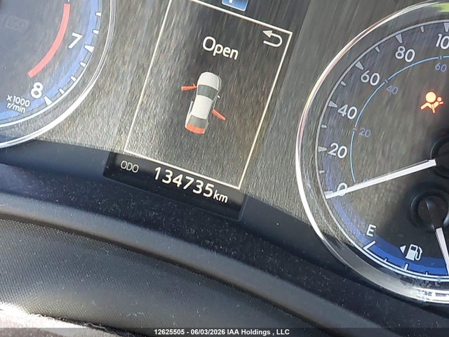 2018 Toyota Corolla Se მანქანა იყიდება აუქციონზე, vin: 2T1BURHE8JC003561, აუქციონის ნომერი: 12625505