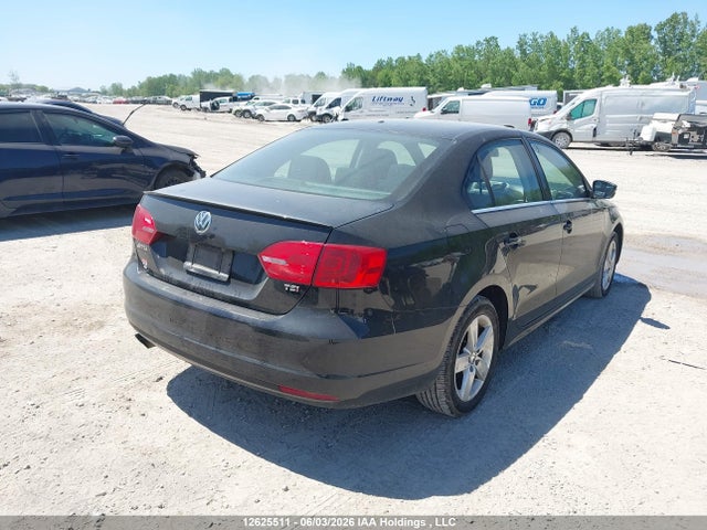 3VWD07AJ5EM245234 Volkswagen Jetta 1.8 Tsi Comfortline