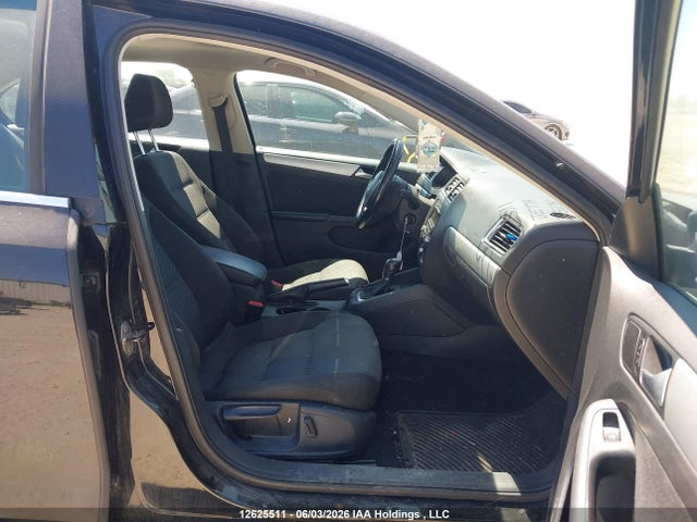 3VWD07AJ5EM245234 Volkswagen Jetta 1.8 Tsi Comfortline