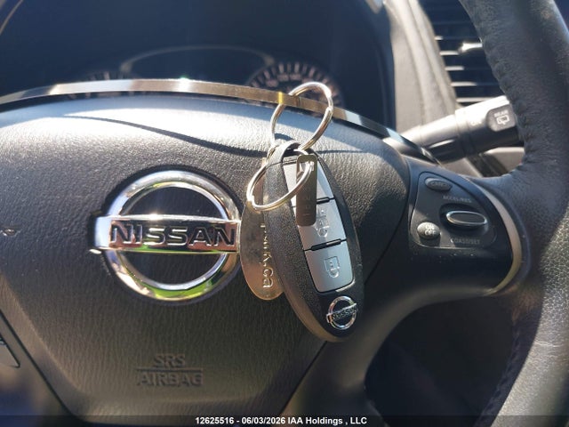 Продажа на аукционе авто 2017 Nissan Pathfinder Platinum/s/sl/sv, vin: 5N1DR2MM6HC697650, номер лота: 12625516