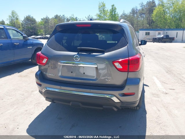 Продажа на аукционе авто 2017 Nissan Pathfinder Platinum/s/sl/sv, vin: 5N1DR2MM6HC697650, номер лота: 12625516
